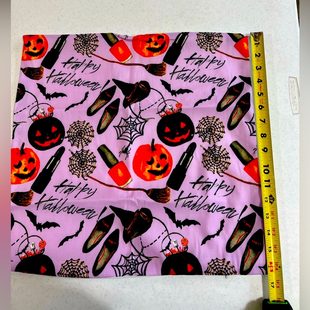 Set of 2 Halloween Print Pillow Cases